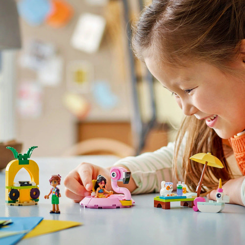 Lego Friends - Unicorn & Flamingo Pool Party