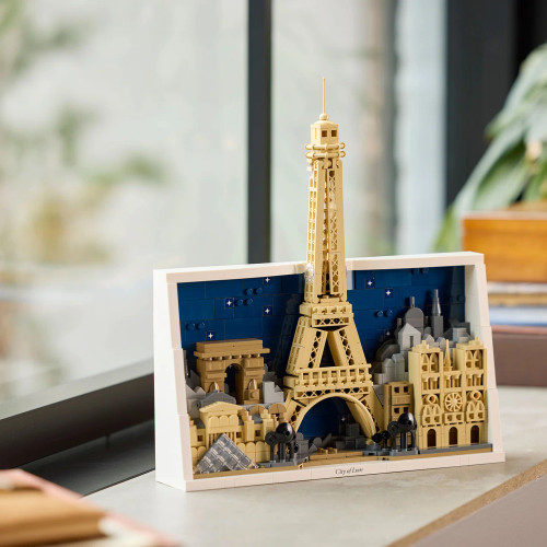 Lego Architecture Paris - City of Love