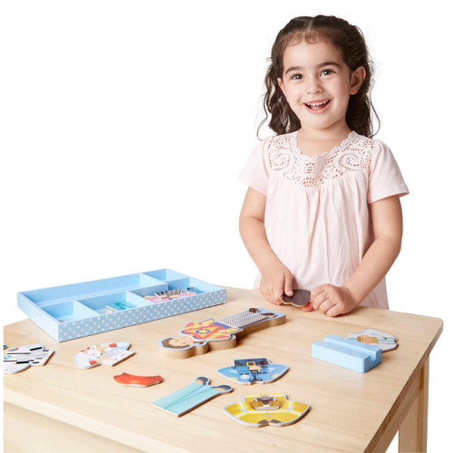 Melissa & Doug Julia Magnetic Dress-Up