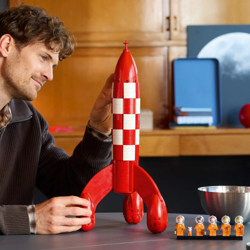 Lego Ideas - Tintin Moon Rocket