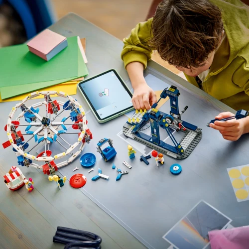 Lego Creator - Iconic Ferris Wheel Lego Creator - Iconic Ferris Wheel