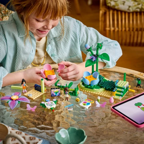 Lego Friends - Spinning Flower & Fairy Teacup Ride Lego Friends - Spinning Flower & Fairy Teacup Ride