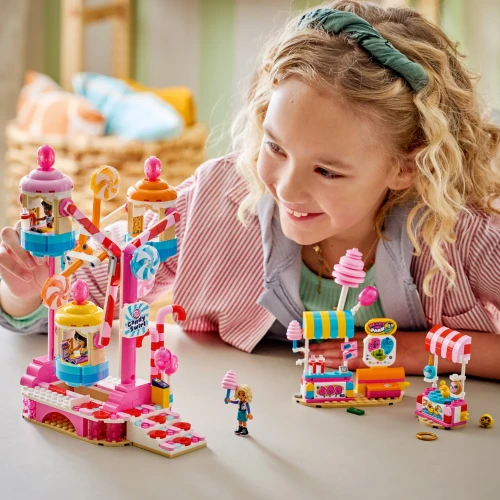 Lego Friends - Candy & Cupcake Ferris Wheel