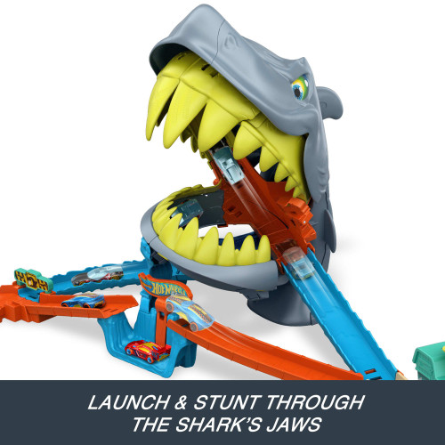 Hot Wheels City Shark Chomp Beach Hot Wheels City Shark Chomp Beach