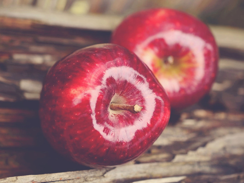 How To: Keep The Kids Happy With Fresh Apple Slices On The Go