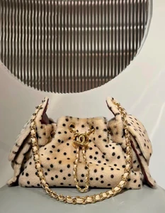 DOTTED PURSE