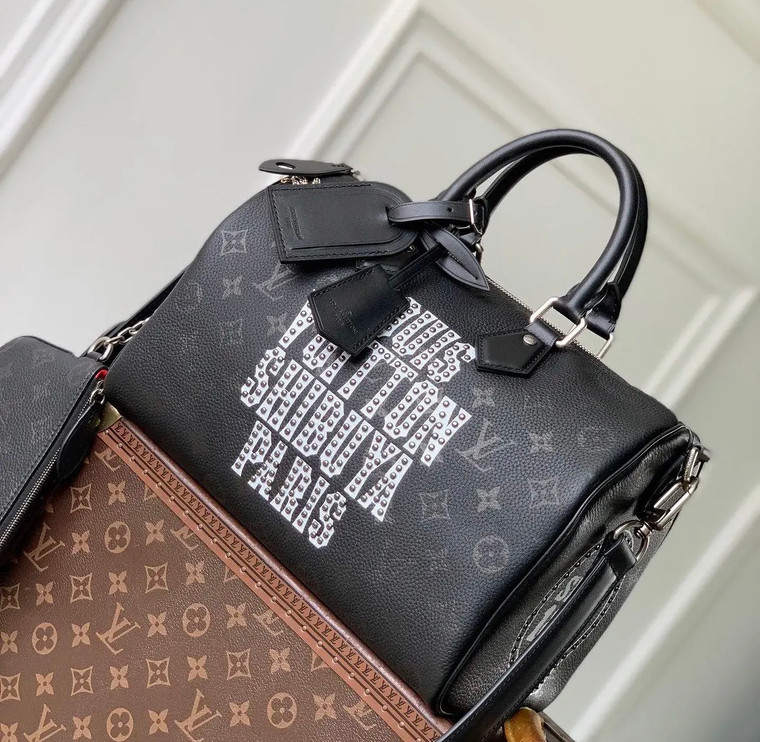 COLLEGIATE  BAG