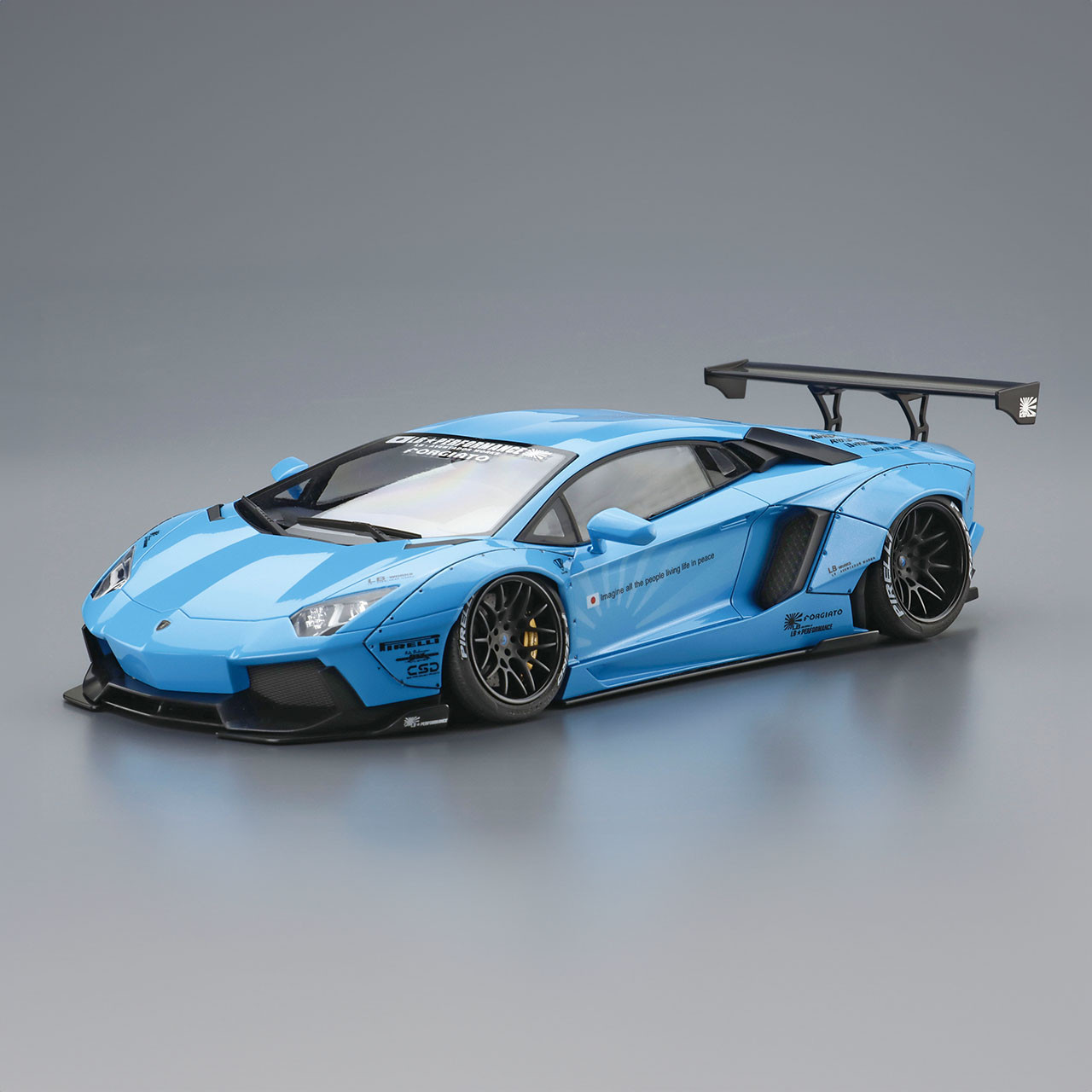 Maquette Lamborghini Huracan Liberty Walk 1/24 Aoshima - Kit à Monter, Non Peint