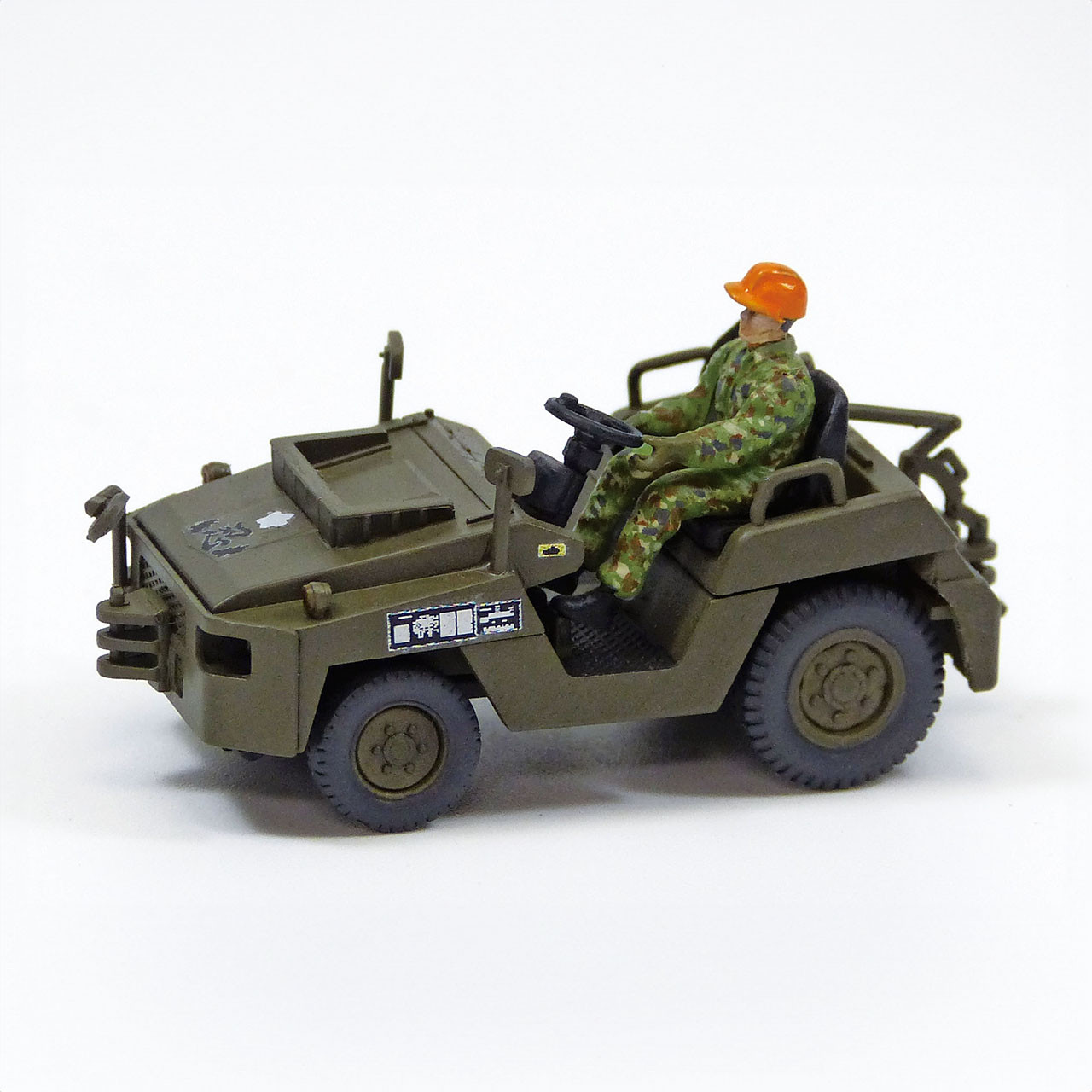 1/72 JGSDF Observation Helicopter OH-1 (w/Utility Vehicle Set)
