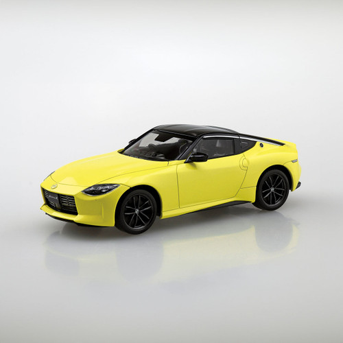 Aoshima 1/32 Snap Kit #17-A Nissan RZ34 Fairlady Z Ikazuchi Yellow