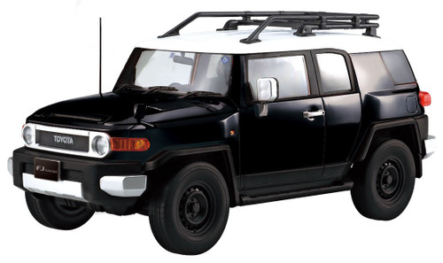 Fujimi PRE-ORDER 1/24 Snap Kit Toyota FJ Cruiser Two Tone Black 2011