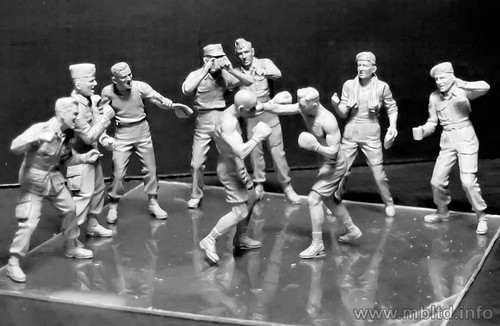 MASTER BOX 1/35 Friendly boxing match. British and American paratroopers, WW II era