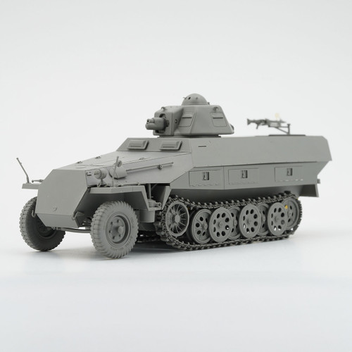 Border Model 1/35 Sd.Kfz.251 Ausf.D with R35 Turret