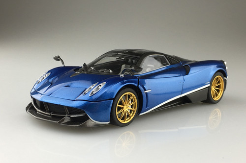 PRE-ORDER Aoshima 1/24 Super Car #15 Pagani Huayra '16 Pacchetto Tempesta