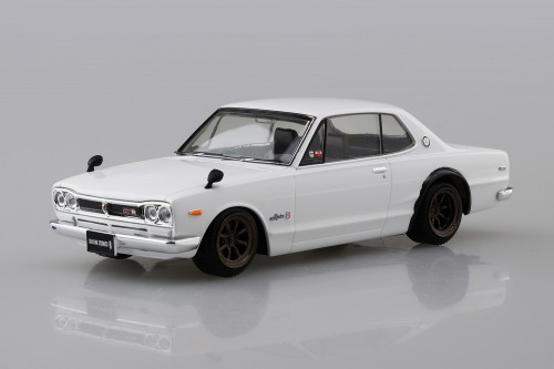 Aoshima 1/32 Snap Kit #16CU-WH Nissan Skyline 2000 GT-R Custom Wheel White