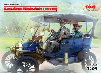 ICM 1/24 American Motorists 1910s (1 Male, 1 Female)