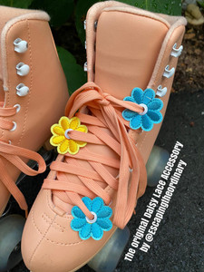 Escaping The Ordinary | Daisy Flower Roller Skate Accessory Escaping The Ordinary | Daisy Flower Roller Skate Accessory
