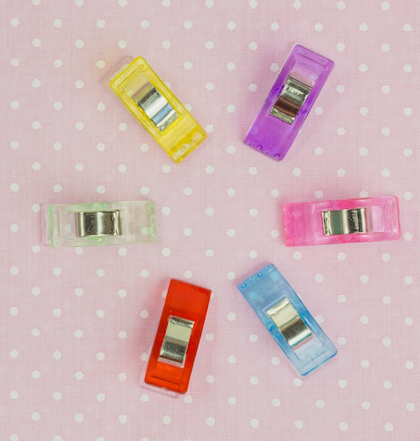 Mini Magic Clips, 1/4” Marked Sew-Over Fabric Clips by Taylor Seville