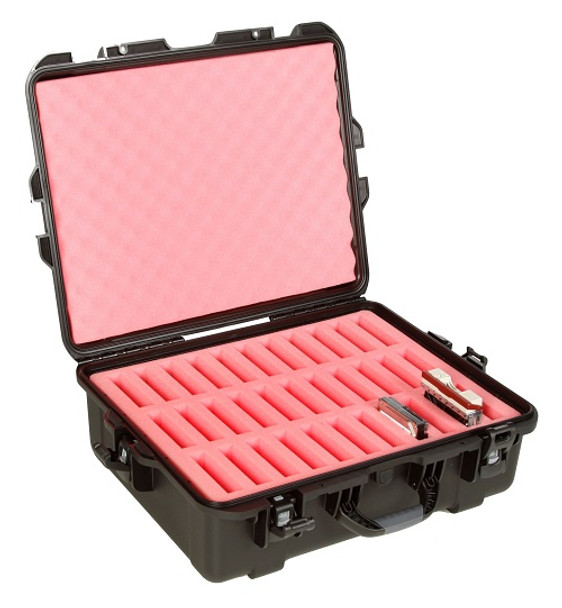 Image of a Turtle Waterproof 549 3.5" Hard Drive Case with 33 Long Slots 07-549003 with a white background