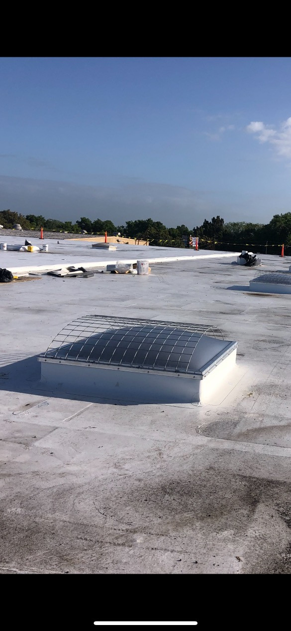 Velux CMD2 4848 X1P2 52.5x52.5 | Hurricane Rated Skylight