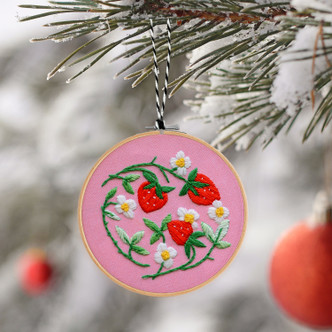 Antiquaria DIY Ornament Kit, Strawberries