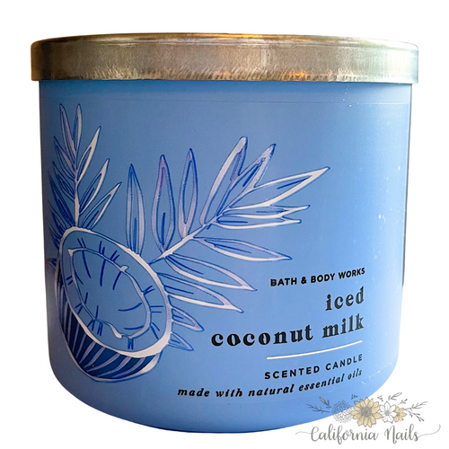 Iced Coconut Milk 3-Wick Candle