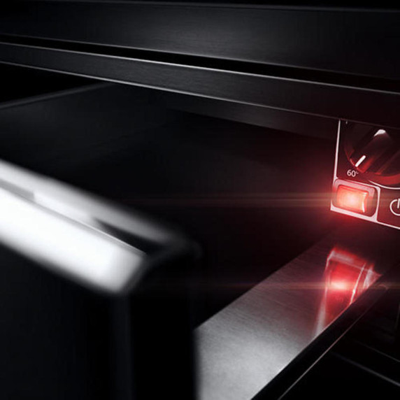 JennAir® NOIR 24" Warming Drawer JJD3024HM