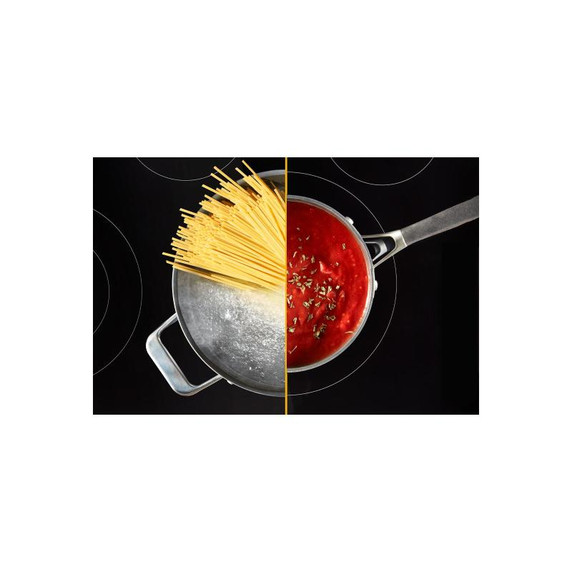 Whirlpool® 30-Inch Electric Range with Air Cooking Technology and No Preheat Air Fry YWFES7030SW