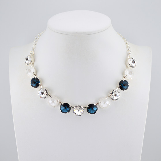 Shiny Silver | Half Length Necklace