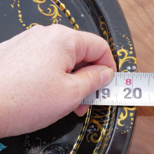 Inspired by Chatsworth, home of the Dukes of Devonshire, this tray carries a touch of nobility into your home.