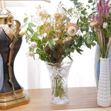 Sparkling centerpiece that enhances any décor.  Classic trumpet shape with a flared rim.