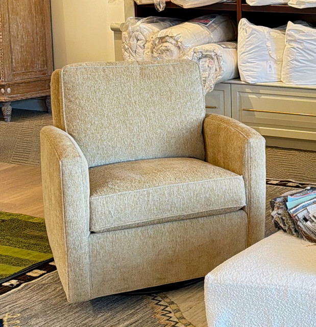 Younger & Co. Lincoln Swivel Rocker Chair
