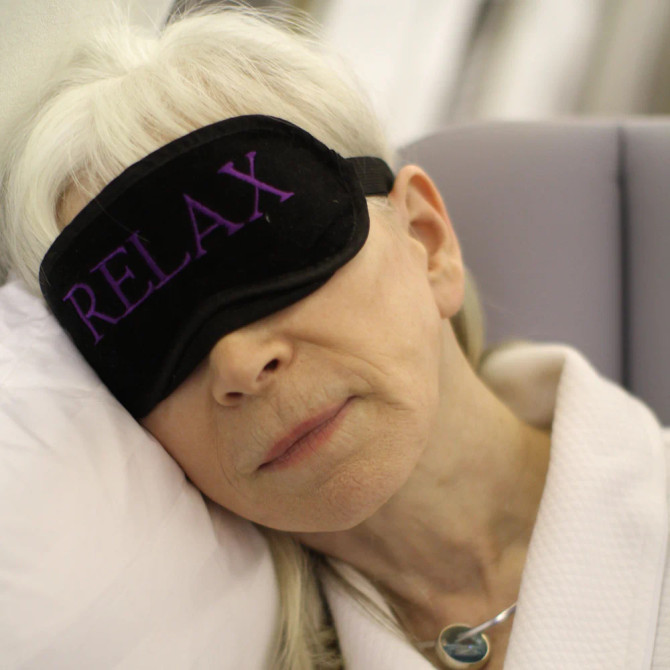 Down Etc. Eye Down Eye Mask