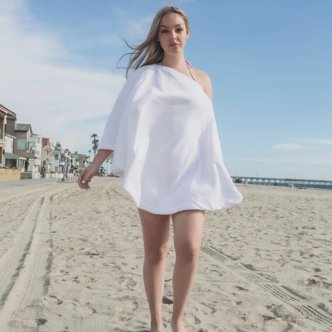 Down Etc. Taurus Mountain Round Towel Poncho
