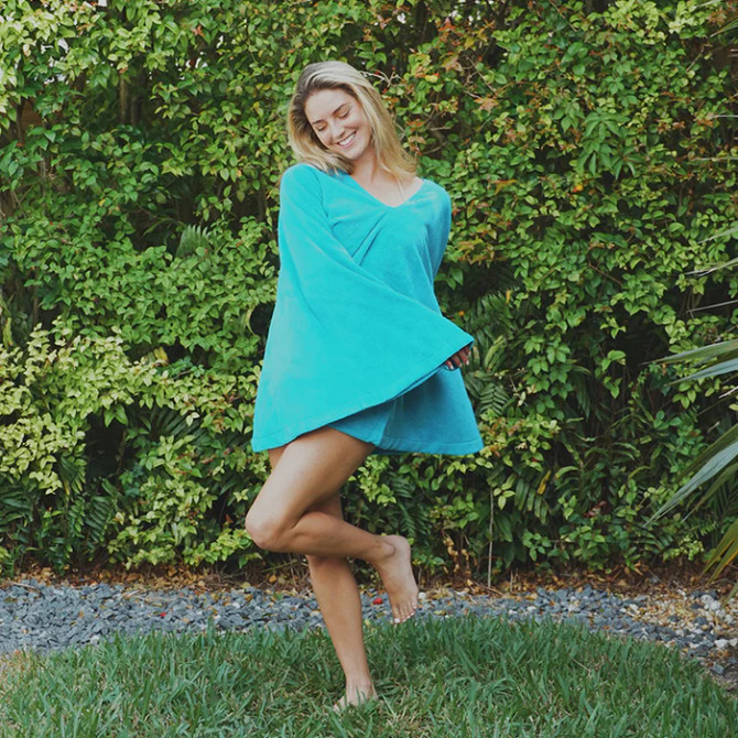 Down Etc. Taurus Mountain Round Towel Poncho