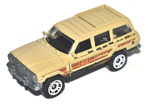 Matchbox Off Road 1989 Jeep Grand Wagoneer Toy 1/64 Scale