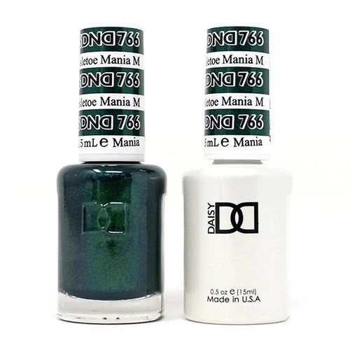 DND SOAK OFF GEL POLISH DUO | Mistletoe Mania 766 |