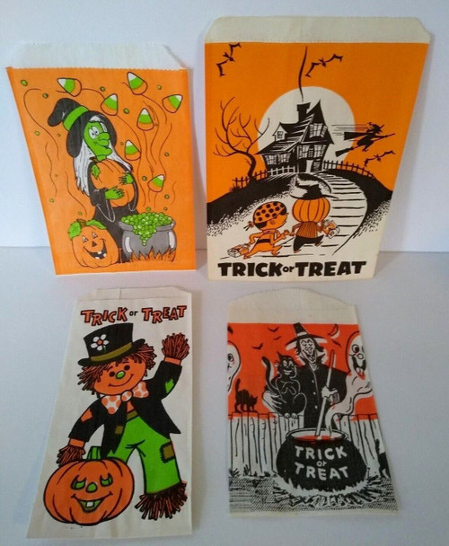 Halloween Candy Trick Or Treat Bags Haunted  House Scarecrow Witch (4)