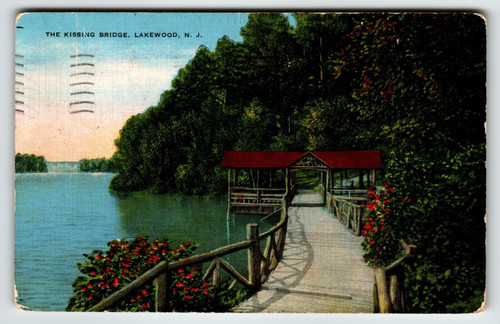 The Kissing Bridge Lakewood New Jersey Postcard Linen 1948 Lake Covered Walkway