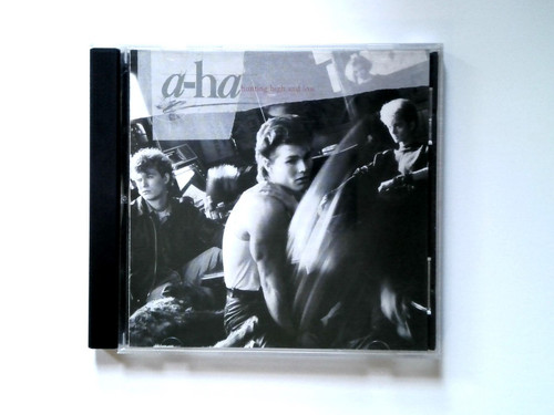 A-Ha - Hunting High and Low CD (Warner Bros 9 25300-2) Synth-Pop Take On Me 1985