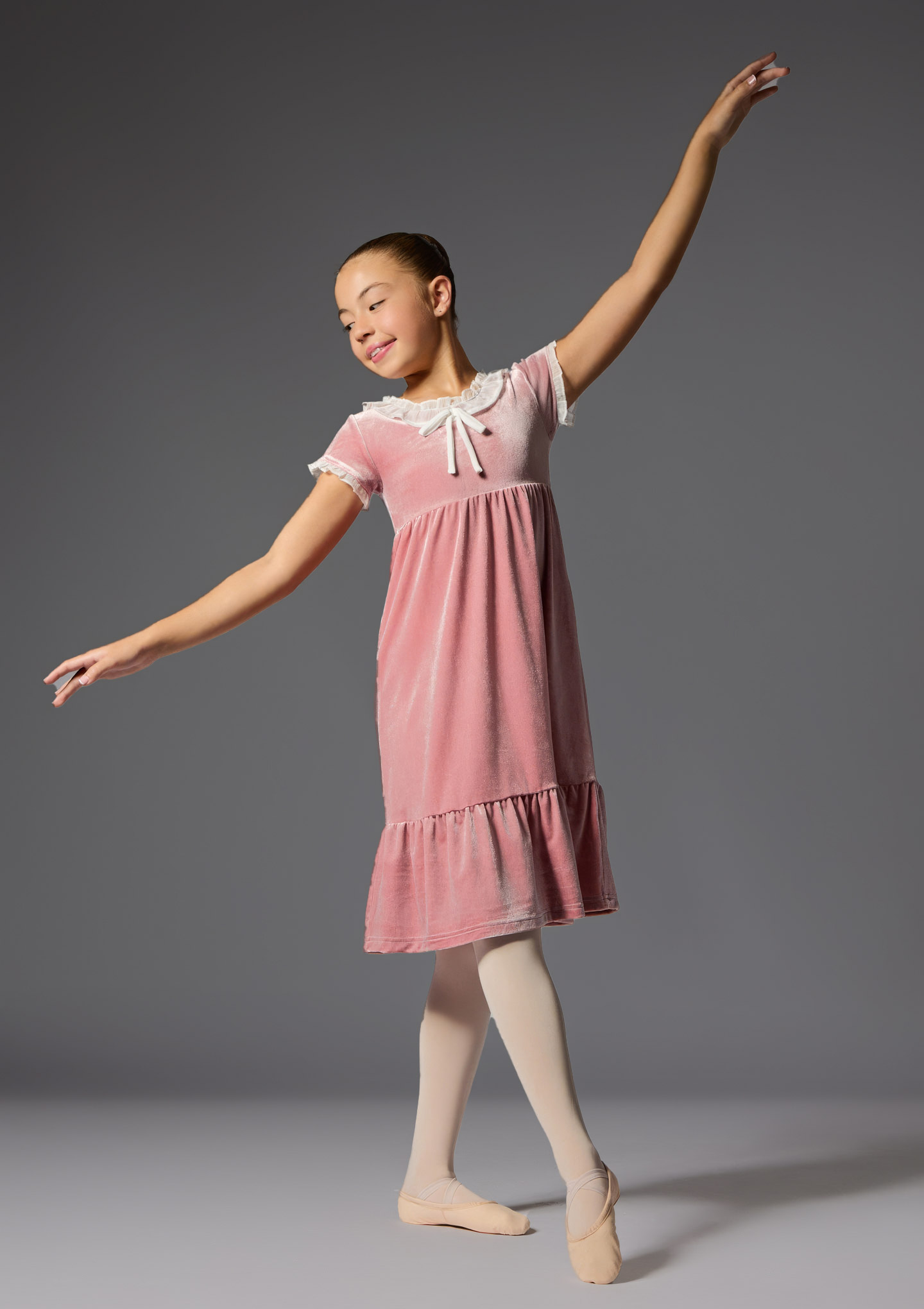 Velour dress with chiffon collar Rose Pink Front 4 [Pink]