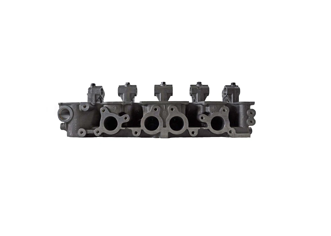 Cylinder Head - 1994 Mazda MPV 2.6L (PNEHMA2.6.A10)