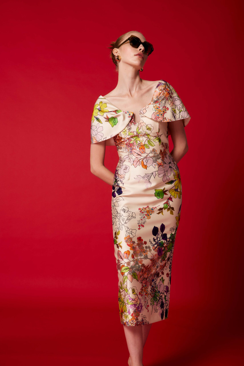 Carla Ruiz off shoulder dress with flower pattern (51600)