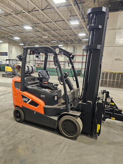 DOOSAN GC35S-9 Forklift w/ Turret Master THG5-3-4848