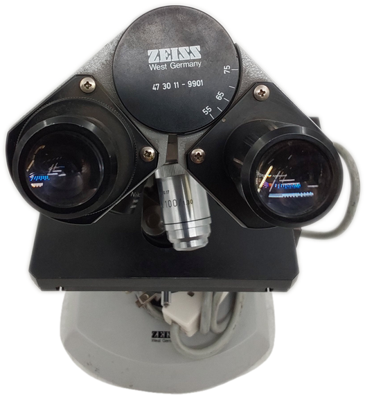 Carl Zeiss 3925 60-9004 Compound Binocular Microscope W/ 5 Objectives
