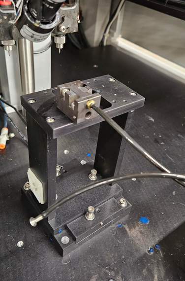 High Precision Epoxy Dispenser MRSI-175 Ag