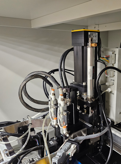 High Precision Epoxy Dispenser MRSI-175 Ag