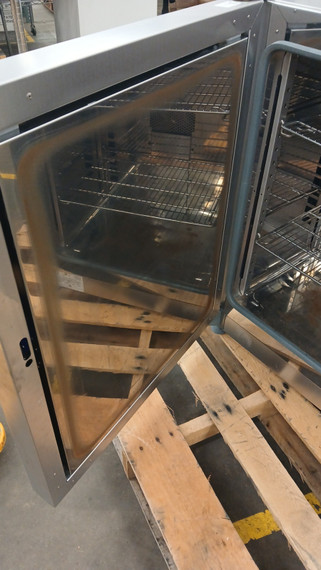 Thermo Scientific Isotemp 100L Forced Air Oven 250°C Biological Medical Lab