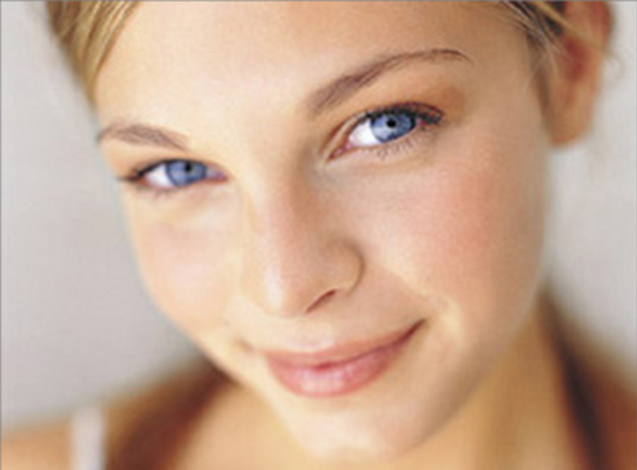 Barely There Makeup Trend