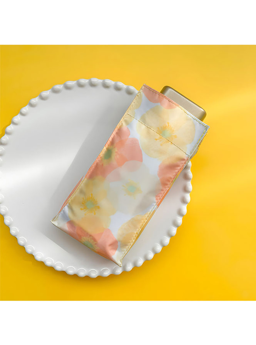 Creme "Printemps" Floral Pocket Mini Umbrella